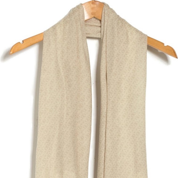 New Tory Burch scarf 🥳 - Picture 8 of 8